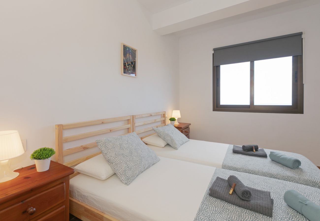 Ferienwohnung in Icod de los Vinos - Stadtzentrum-Apartment mit schnellem WLAN & Dachterrasse