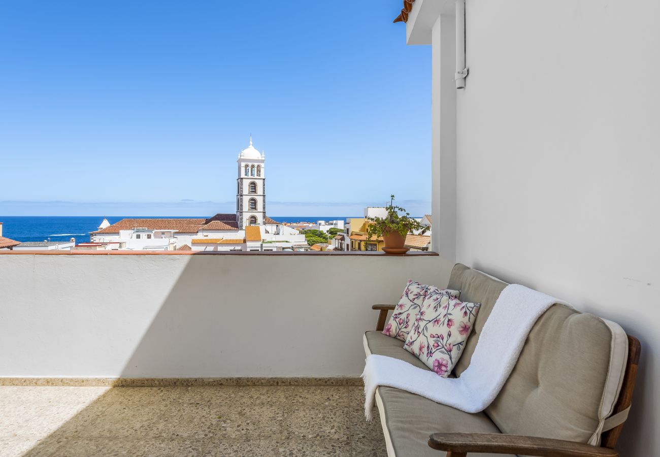 Ferienwohnung in Garachico - Central Penthouse w/ big terrace & ocean/city view