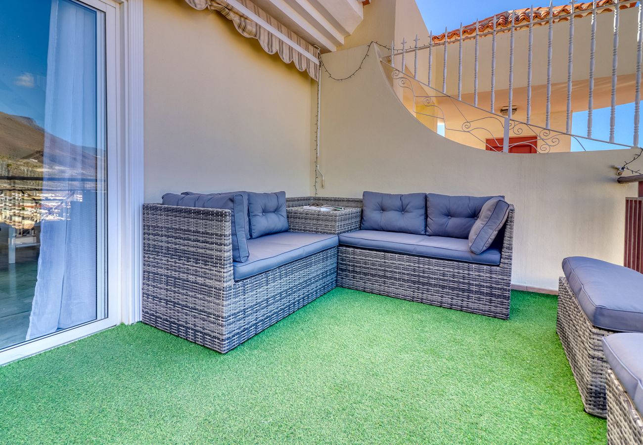 Apartment in Arona - Bright Two-Floor Penthouse w/ Spa Tub & Huge Outdoor Terrace